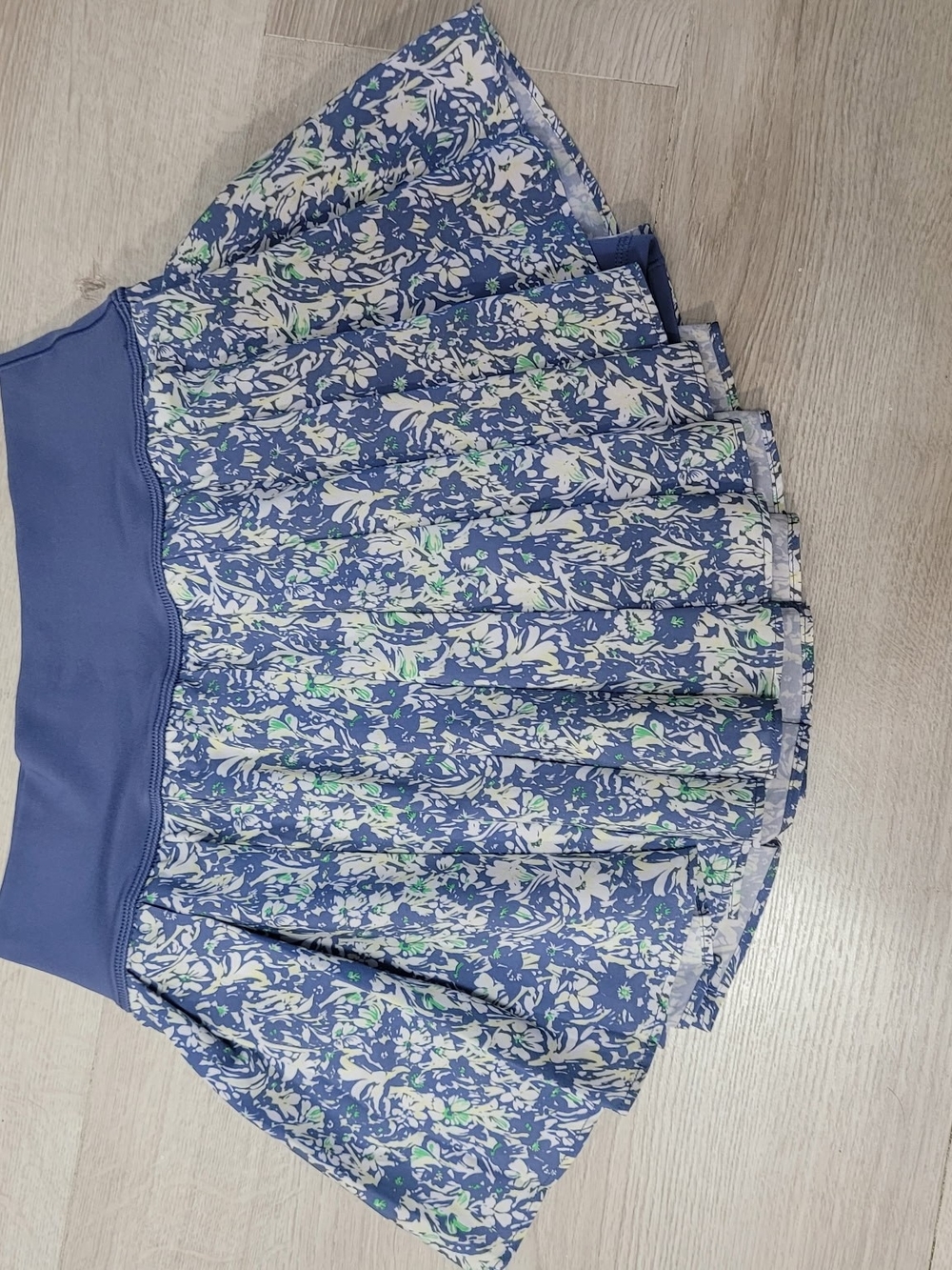 aerie Offline Blue Floral Circle Skort with Green & White Accents